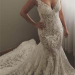 Modern Sleeveless V-Neck Mermaid Bridal Gowns with Lace Appliques