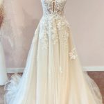 Modest Long A-Line Tulle Wedding Dress with Appliques Lace and Spaghetti Straps