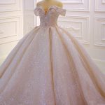 A-line Tulle Bridal Gowns with Appliques in Off The Shoulder Style