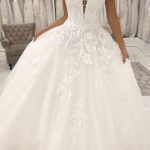 Sleeveless V Neck Princess Wedding Dress with Lace Tulle