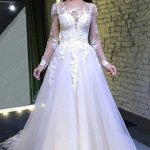 Puffy Sleeves Tulle Long Wedding Dress with Lace Appliques