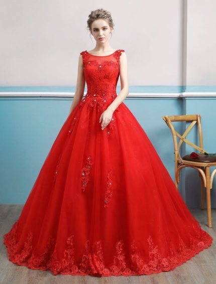 Train Bridal Dress with Lace Applique Beaded Princess Ball Gowns in Red