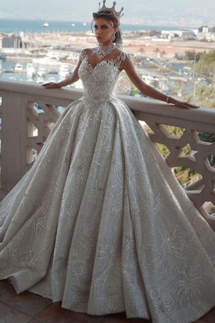 V Neck Sleeveless Crystal Gowns in Romantic Sequined Pattern A-Line Wedding Dress