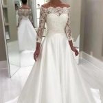 Royal Princess Wedding Dress with Off the Shoulder Style and Court Train