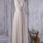 Ruffle V-Neck Lace Wedding Dress with Floor Length