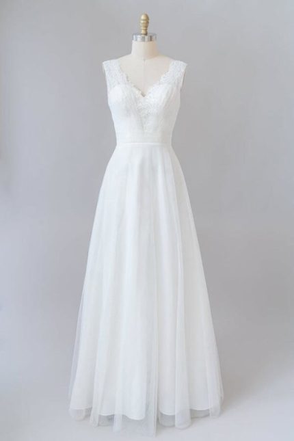 Lace Tulle A-Line Wedding Dress with Ruffle V-Neck