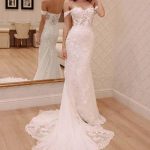 Sexy Off Shoulder Ivory Wedding Dress with Appliqued Beach Style and Court Train
