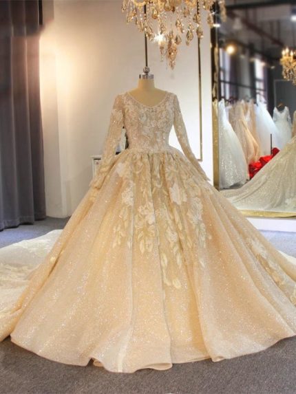 Long Train Wedding Dresses with Shinny O-Neck and Long Sleeves