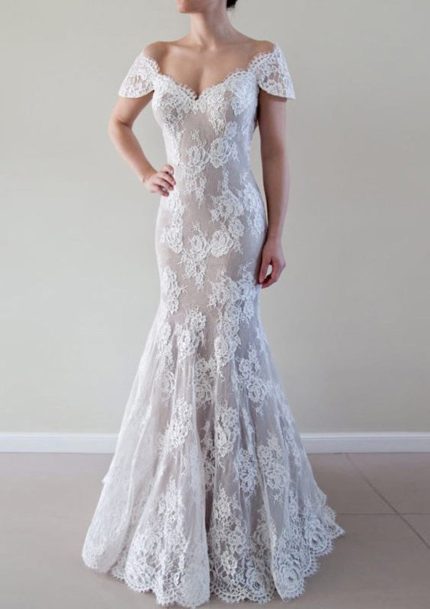 Ivory Lace Mermaid Wedding Dress with Court Train and Off Shoulder Half Sleeves