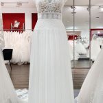 Long A-line V-neck Tulle Appliques Lace Wedding Dress Simple and Graceful