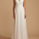 Wedding Dress A Line V Neck Straps Sleeveless Lace Chiffon Bridal Dresses With Train For Beach Party Simple and Playful
