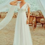 Wedding Dress A Line V Neck Short Sleeve Floor Length Tulle Beach Wedding Party Dresses Bridal Gowns Simple and Charming