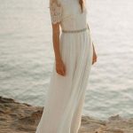 Wedding Dress A Line Jewel Neck Lace Short Sleeve Floor Length Chiffon Beach Wedding Bridal Gowns Simple and Graceful