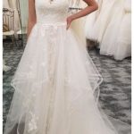 Beach Tulle Appliques Wedding Dress with Spaghetti Straps