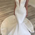 Appliques Wedding Dresses for Weddings with Strapless Open Back Classic Mermaid Style