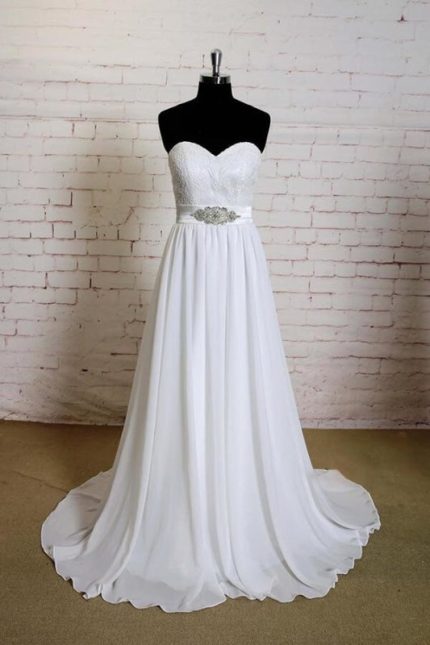 Lace Chiffon A-line Wedding Dress with Strapless Design