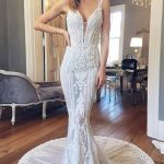 Mermaid Deep V-neck Sleeveless Backless Tulle Beach Wedding Dress with Straps