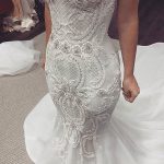 Ivory Charming Lace Mermaid Wedding Dresses with Buttons Satin Sweetheart