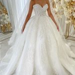 Princess A-line Bridal Gowns Garden Lace Appliques Dress for Bride Sweetheart