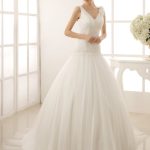 Mermaid Brides Wedding Dress with Flowers Detailing V-Neck Style