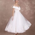Vintage Off-The-Shoulder Short Sleeve Lace Applique Bridal Dress 1950s Inspired Exclusive