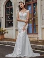 Jewel Neck Sleeveless Natural Waist Buttons with Train Bridal Dresses Classic Elegance