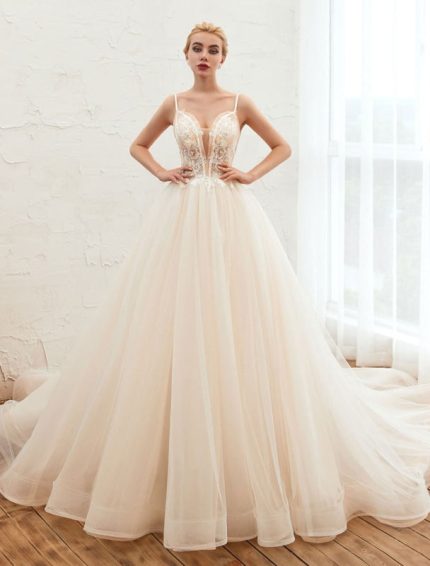 Elegant A-Line V-Neck Sleeveless Tulle Bridal Gown with Train