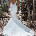 Charming Mermaid Lace Jewel Neck Sleeveless Bridal Gown with Back Hollow Out and Train