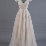 Vintage V-Neck Short Sleeves Lace Applique Floor Length Tulle Bridal Gown