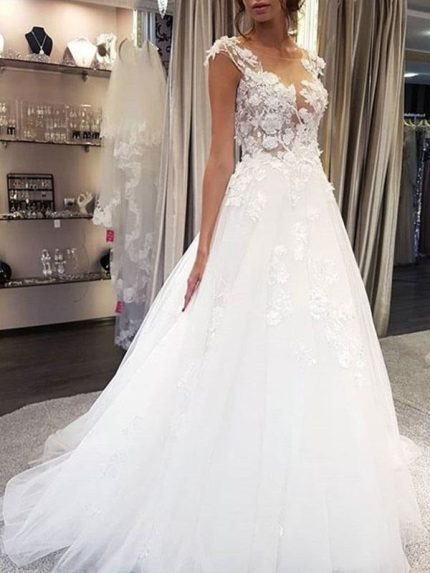 Graceful Jewel Neck Sleeveless Lace Flora A-Line Tulle Bridal Gown for Beach Wedding