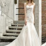 Beautiful Jewel Neck Sleeveless Natural Waist Lace Mermaid Bridal Dress with Train