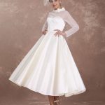 Enchanting Short Vintage Bridal Dress Long Sleeve Satin Ivory Wedding Dress