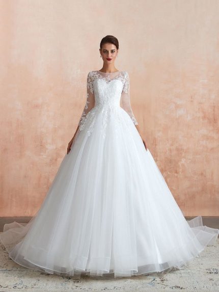 Exquisite 3/4 Sleeve Jewel Neck Lace Applique Beaded Ball Gown Bridal Dress