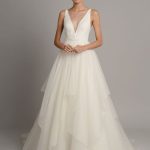 Exquisite White A-Line Bridal Dress with Train Sleeveless and Backless