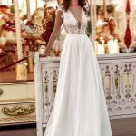 Romantic White A-Line Chiffon Lace Bridal Dress with Court Train