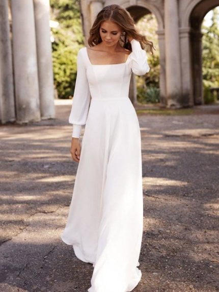Graceful White Polyester Sheath Floor-Length Bridal Dress with Designed Neckline and Bows