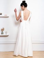 Elegant White A-Line Bridal Dress with Backless Design and V-Neck Sleeveless - Image 7