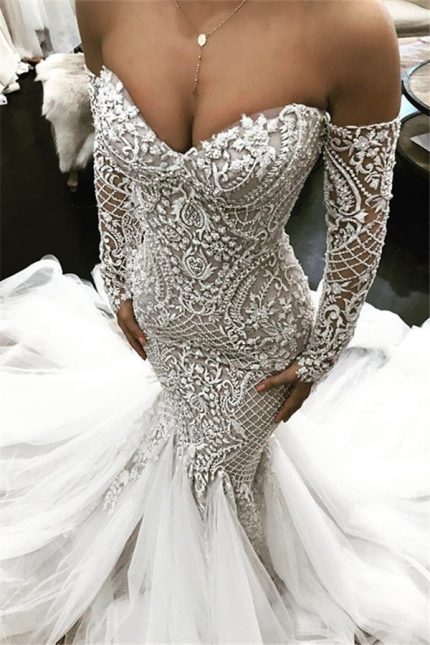 Wholesale Classic Off-The-Shoulder Lace Bridal Gown with Fit and Flare Silhouette and Long Sleeves