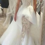 Wholesale Court Train Bridal Gown with Short Sleeves and Tulle Lace Fit and Flare Wedding Dress
