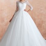 Wonderful A-Line Wedding Dress with Appliques and Tulle Fabric